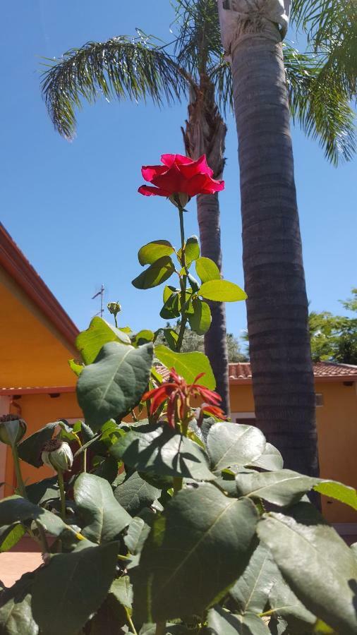 Le Rose Di Modica Villa Eksteriør bilde