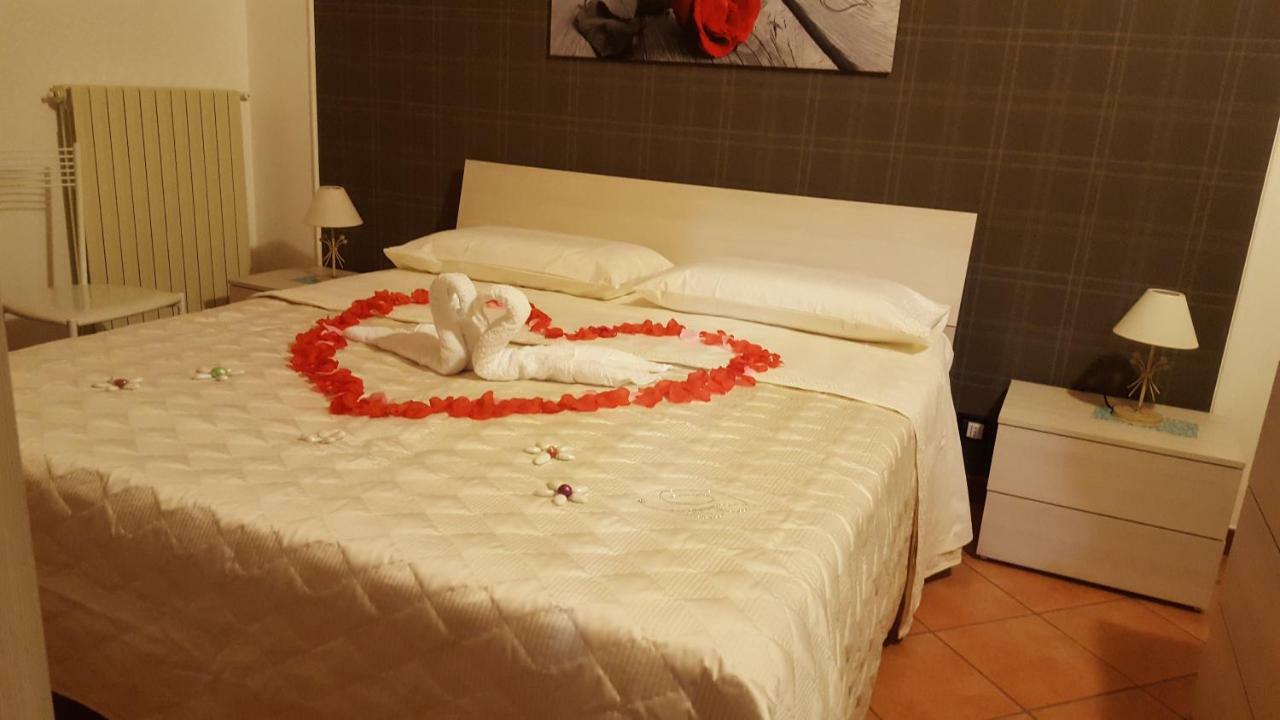 Le Rose Di Modica Villa Eksteriør bilde